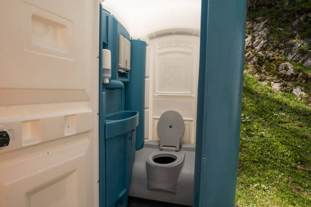 Best Luxury portable toilet rental  in Winters, TX